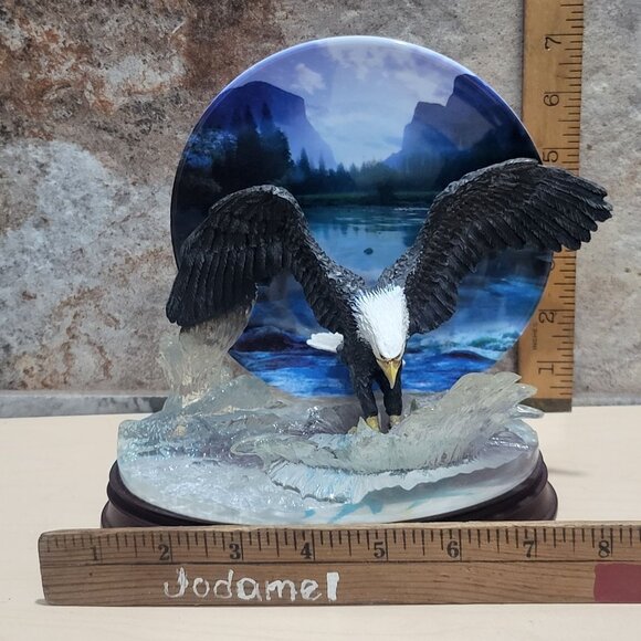 Bradford Exchange Decorative 3 D Plate Flying Eagle Trout Figurine On The Mark F - Picture 10 of 12